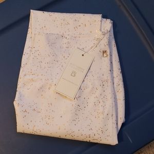 Unworn, unwashed Buffbunny Rose Leggings in white